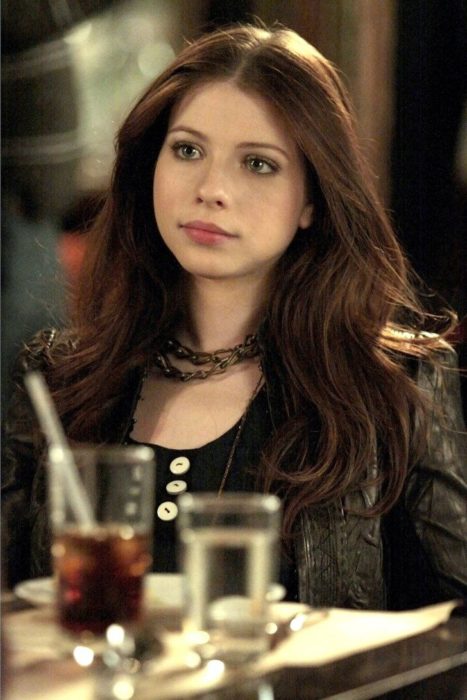 Georgina Sparks durante una escena de la serie Gossip Girl 