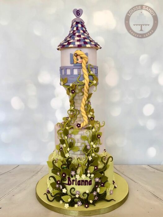 Pastel inspirado en la torre de Rapunzel