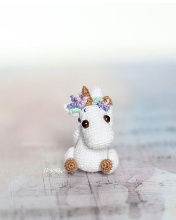 Unicornio hecho de crochet