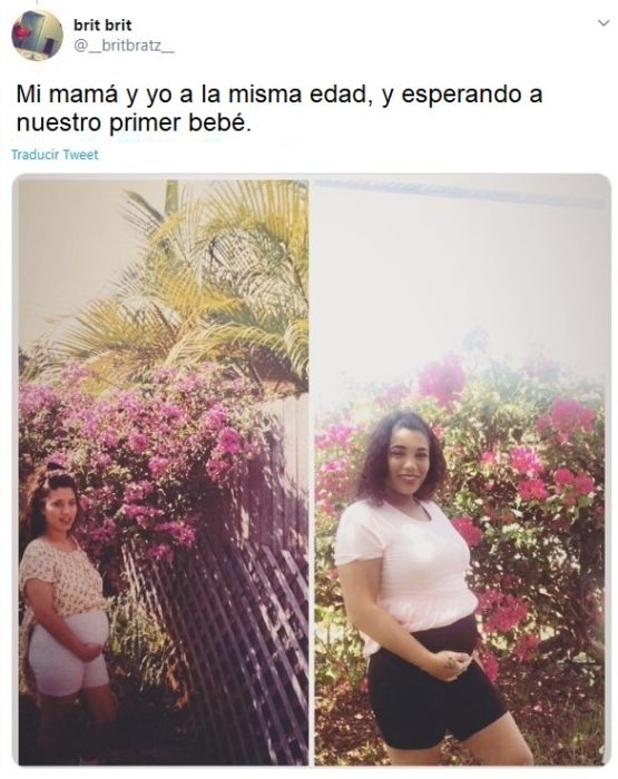 Chica recreando la foto de su mamá embarazada fuera de un jardín