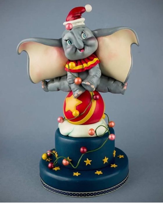 Pastel decorado, inspirado en la película de Dumbo