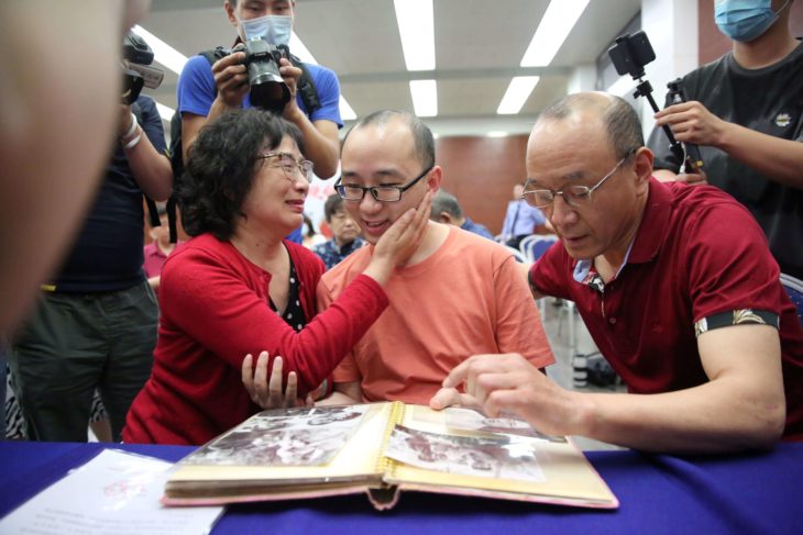 Mao y su familia el día en que se reencontraron