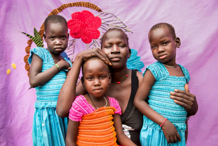 Sudán prohíbe la ablación femenina; mujeres y niñas sudanesas