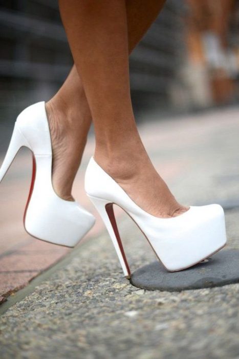 Zapatos de plataforma blancos