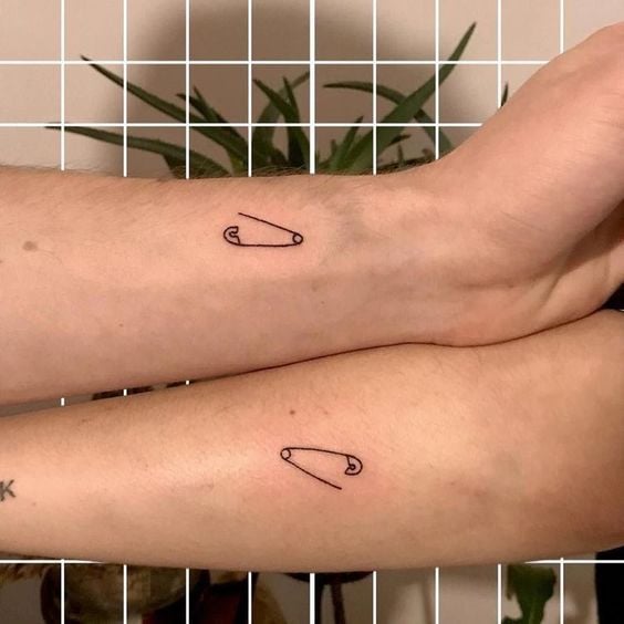 Tatuajes para parejas ganchitos