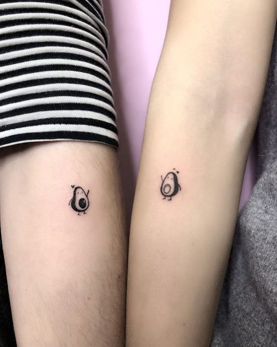 Tatuajes para parejas aguacates