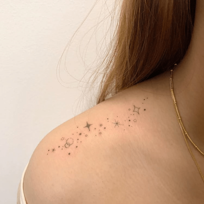 15 Tatuajes femeninos en la zona del hombro que amarás