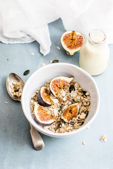 Tazón de avena con higos