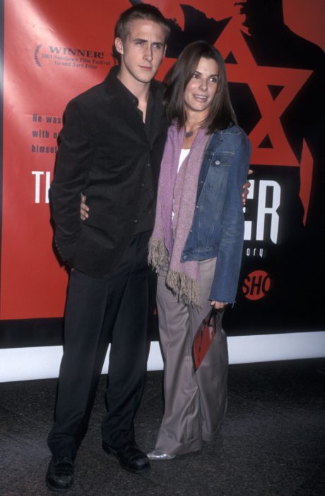 Ryan Gosling y Sandra Bullocken la premier de una película