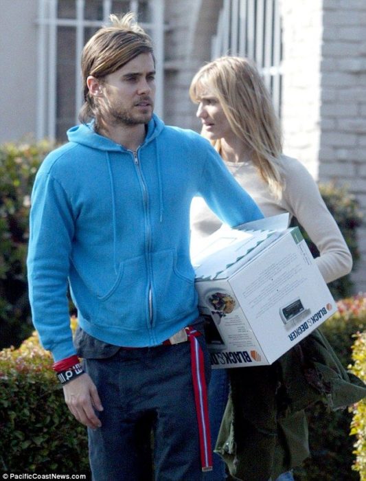 Jared Leto y Cameron Diaz comprando electrodomésticos 