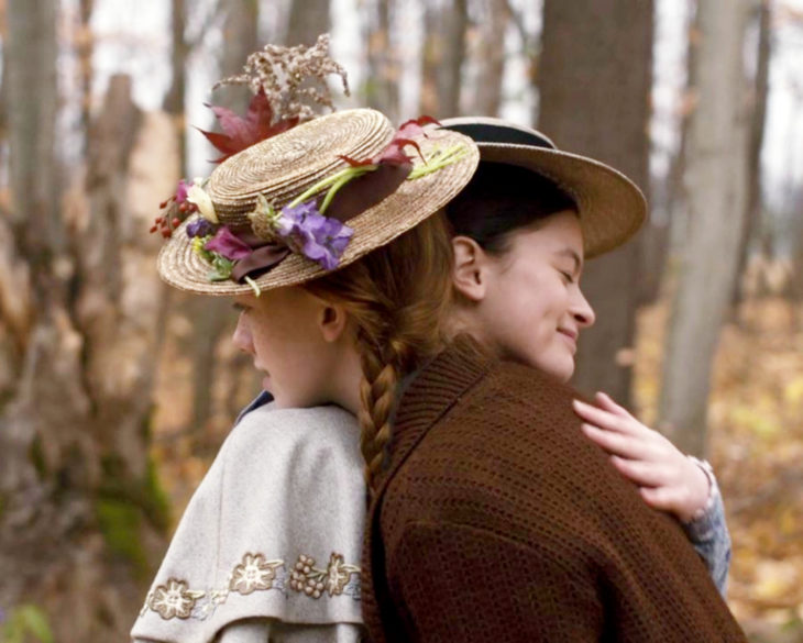 Anne With an E; Anne Shirley Cuthbert, Diana Barry, Amybetj McNulty, Dalila Bela