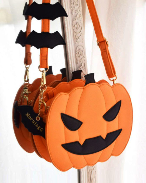 Bolsas kawaii bonitas y originales; bolso de mano en forma de calabaza de Halloween anaranjada con murciélagos