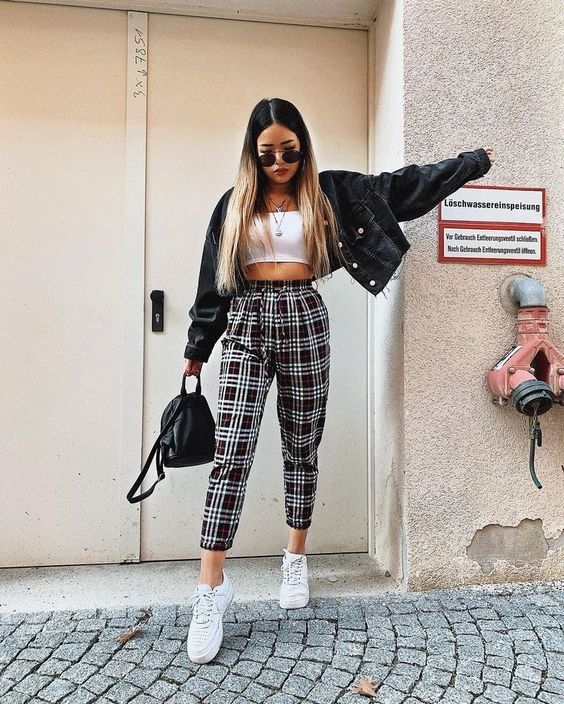 19 Ideas de outfits con cuadros sin parecer estudiante