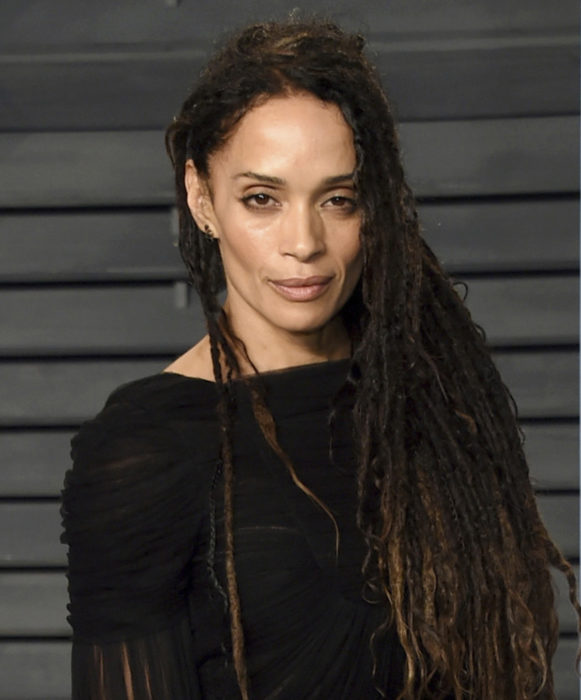 Famosas que no han cambiado su estilo de cabello; Lisa Bonet