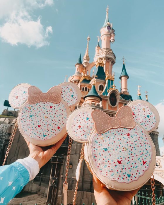 Bolsos en forma de la cara de Minnie