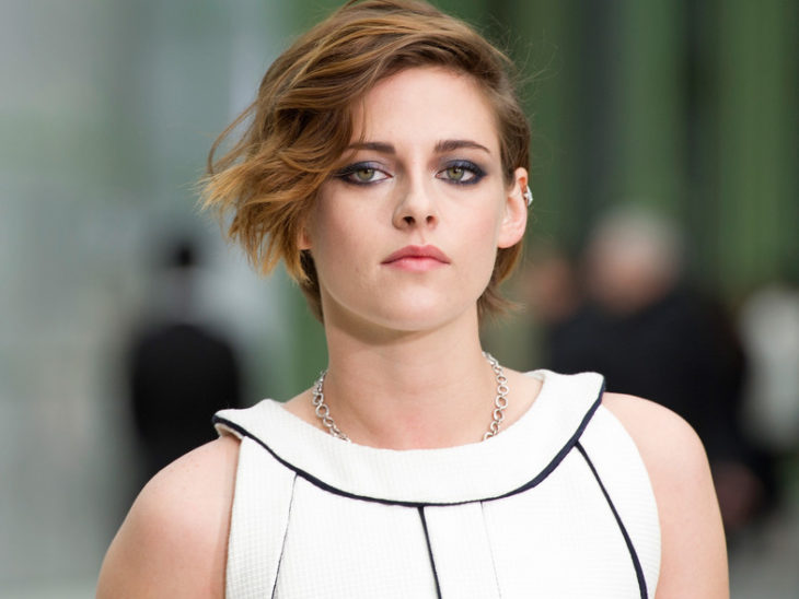 Kristen Stewart con vestido blanco