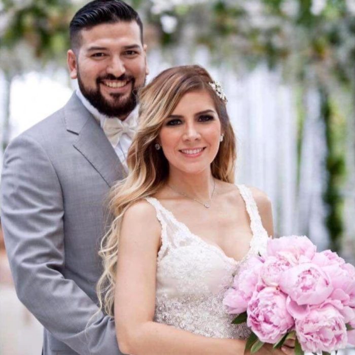 Karla Panini en su boda con Américo Garza 