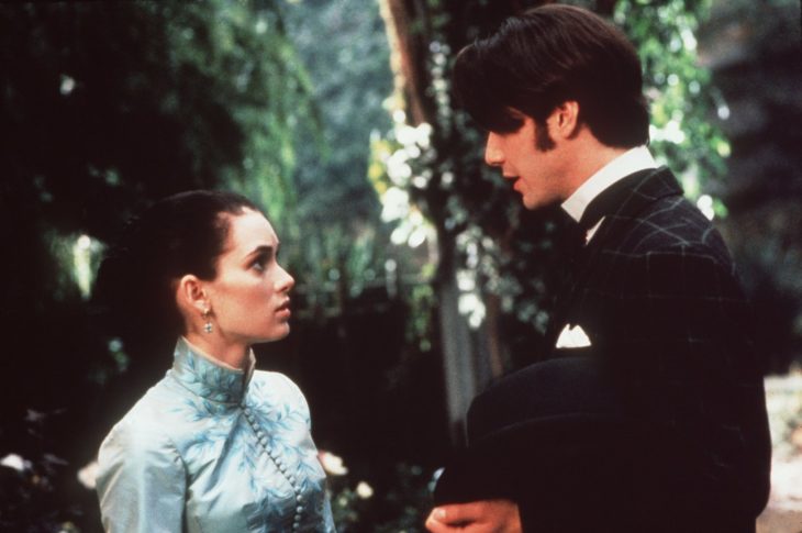 keanu reeves y winona ryder en la pelicula de 1992 dracula de bram stocker