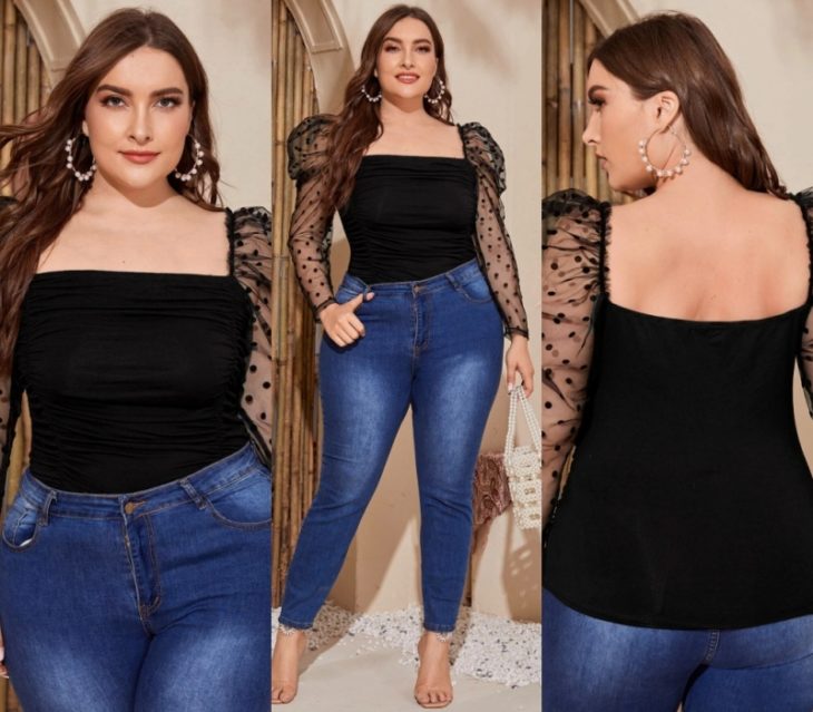 chica curvy con cabello claro largo, usando un top de mangas transparentes color negro con escote cuadrado y jeans de mezclilla