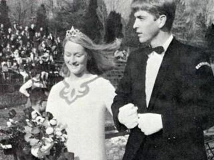 Meryl Streep dienco coronado durante su graduación