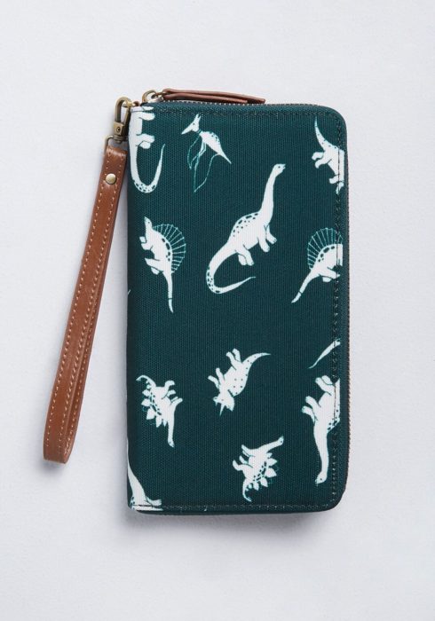 Cartera verde con estampado de dinosaurios