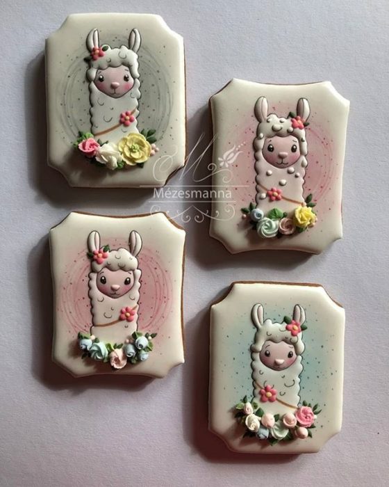 Galleta de jengibre decorada con alpacas