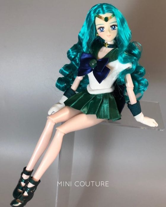 Muñeca de porcelana creada por el artista Mini Couture inspirada en el anime Sailor Moon, Michiru Kaioh