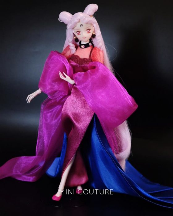 Muñeca de porcelana creada por el artista Mini Couture inspirada en el anime Sailor Moon, Black Lady