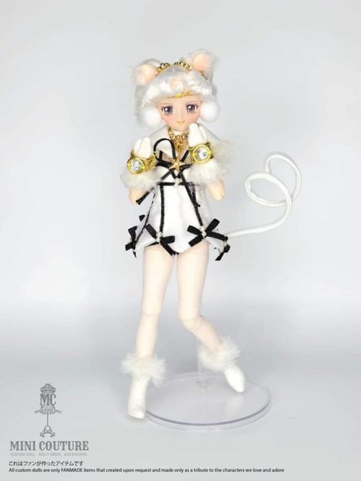 Muñeca de porcelana creada por el artista Mini Couture inspirada en el anime Sailor Moon, Sailor Iron Mouse