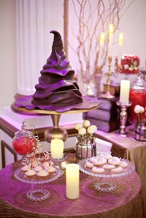 Mesa de dulces con temática de Harry Potter