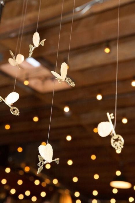 Llaves voladoras para decoración de boda estilo Harry Potter