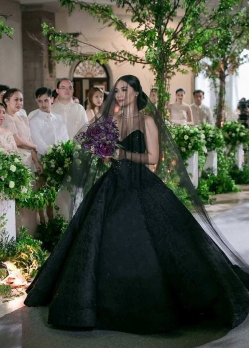 Vestido de novia en negro