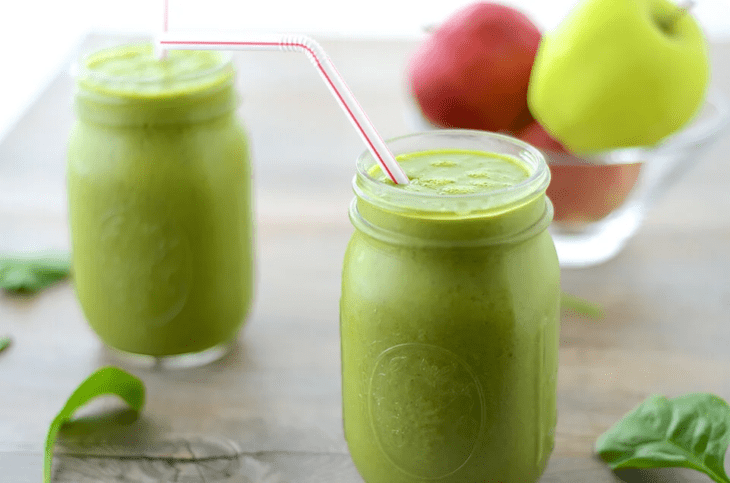 Batido verde con base de leche