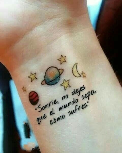 17 Tatuajes con frases inspiradoras para llenarte de fuerza