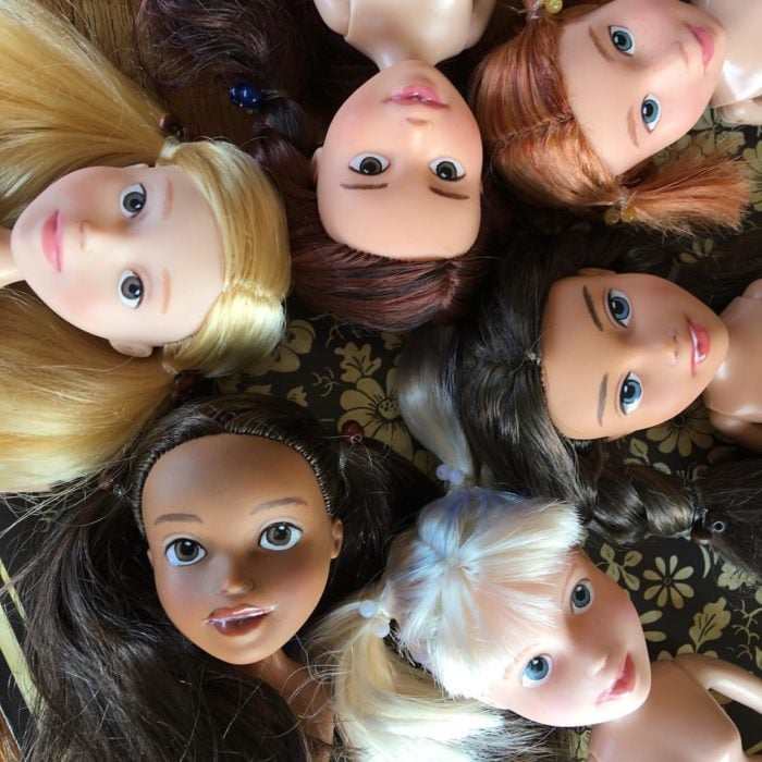 Muñecas transformadas por Tree Doll Changes