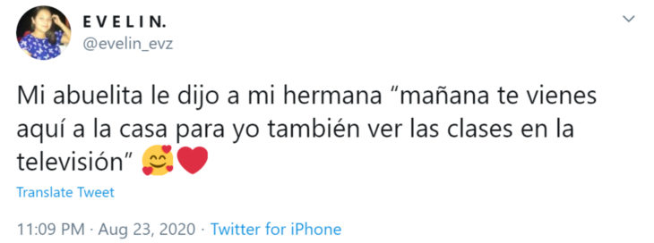 Abuelitos aprovechan las clases en línea y televisión de la SEP para estudiar