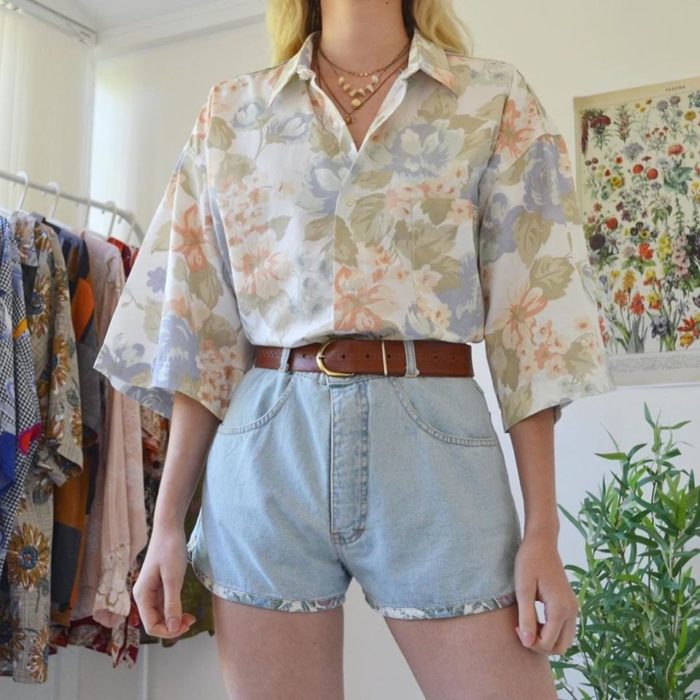 Ideas para combinar shorts con camisa floreadas