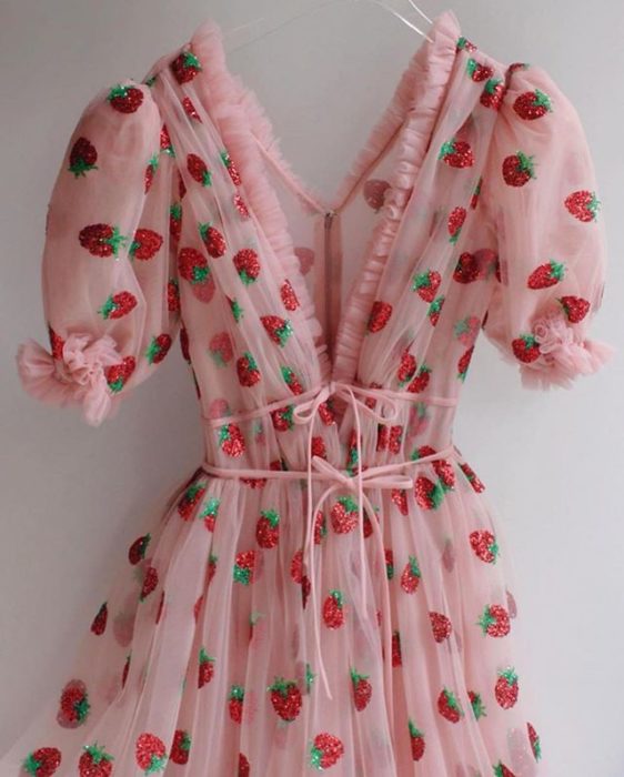 Vestido de fresas viral