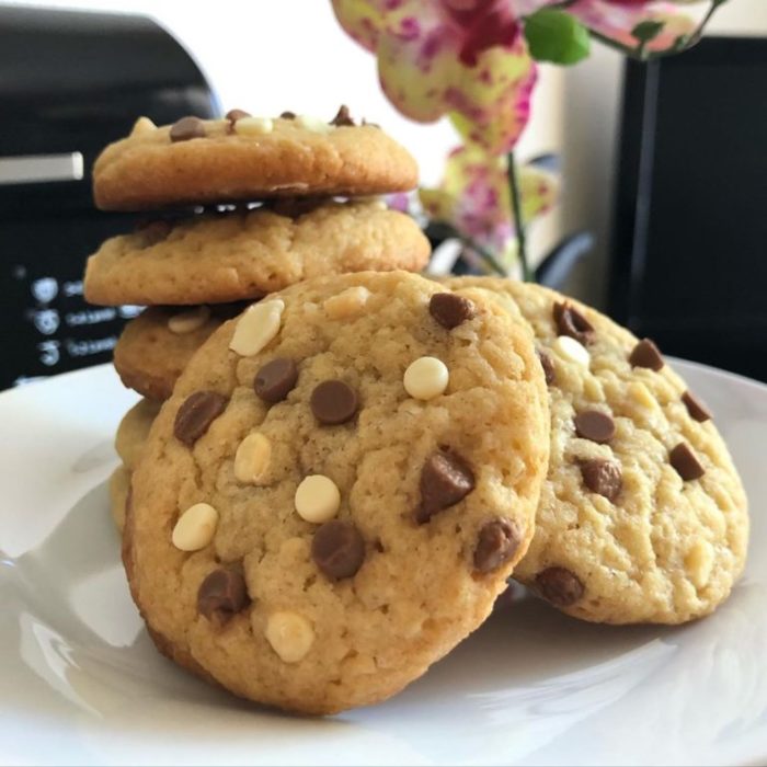 Galleta horneada en microondas de Tik Tok