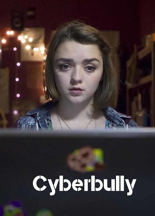 Portada de la película Cyberbully en la que aparece una chica con una computadora frente a ella 