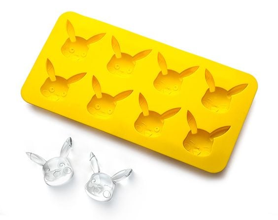 Moldes de hielo en forma de pikachu