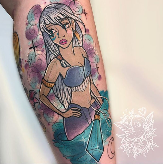 Tatuaje de Hannah Mai inspirado en Kida de Atlantis