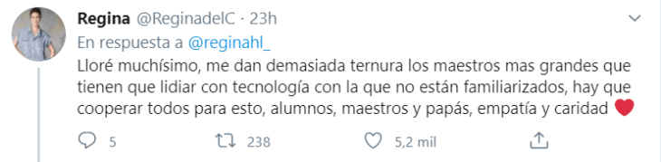 Tuits sobre alumnos que consuelan a su profesor (3)