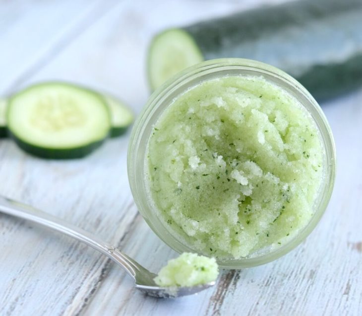 Exfoliante facial de pepino