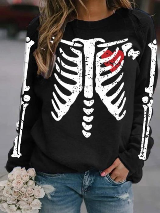 Sudadera inspirada en el Día de muertos, de color negro y estampado color blanco de un esqueleto