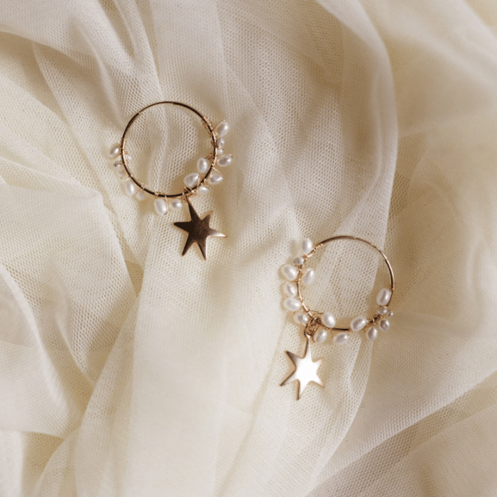 Aretes de estrellitas con perlitas