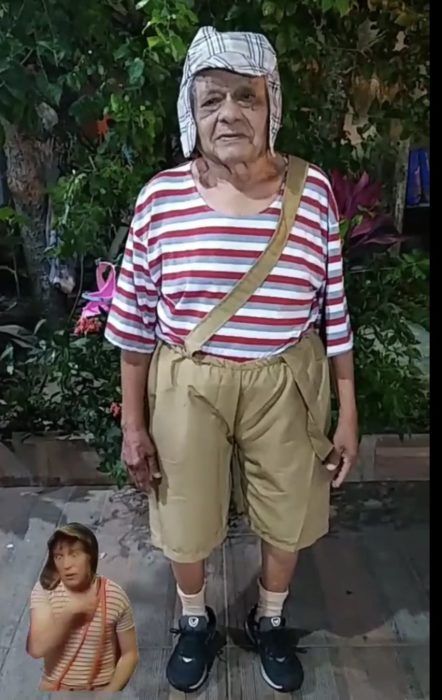 Francisco abuelito celebrando cumpleaños 92 con fiesta temática de El Chavo del 8