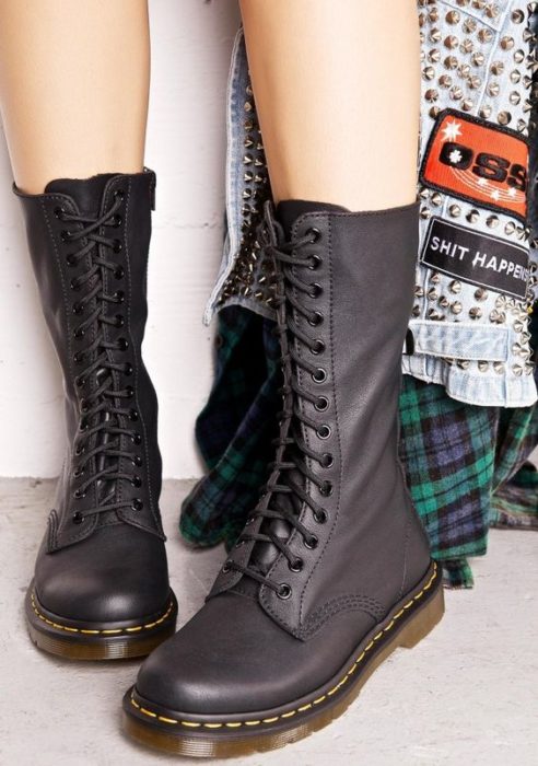 Botas Dr. Martens altas en color negro