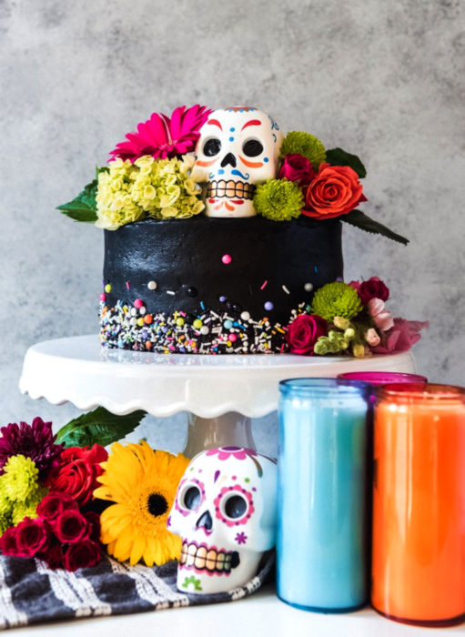 Pasteles de boda creativos y bonitos; Día de muertos con calaveras de dulce