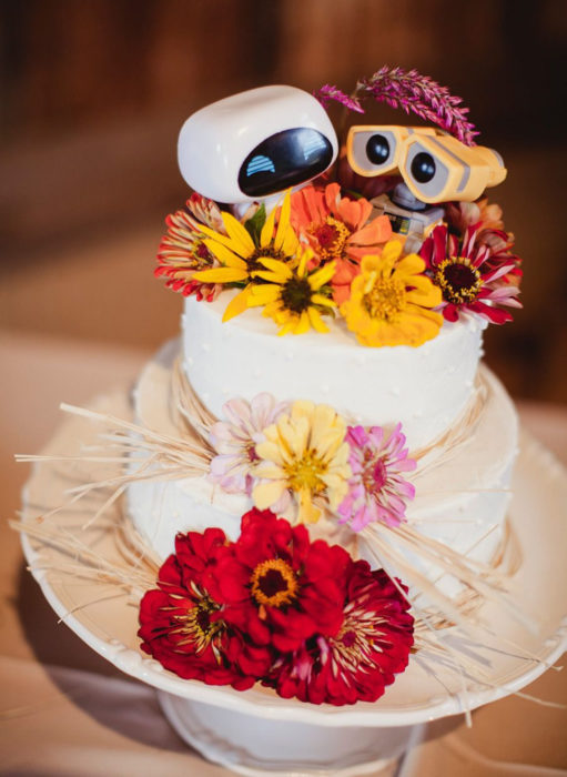 Pasteles de boda creativos y bonitos; Wall-E